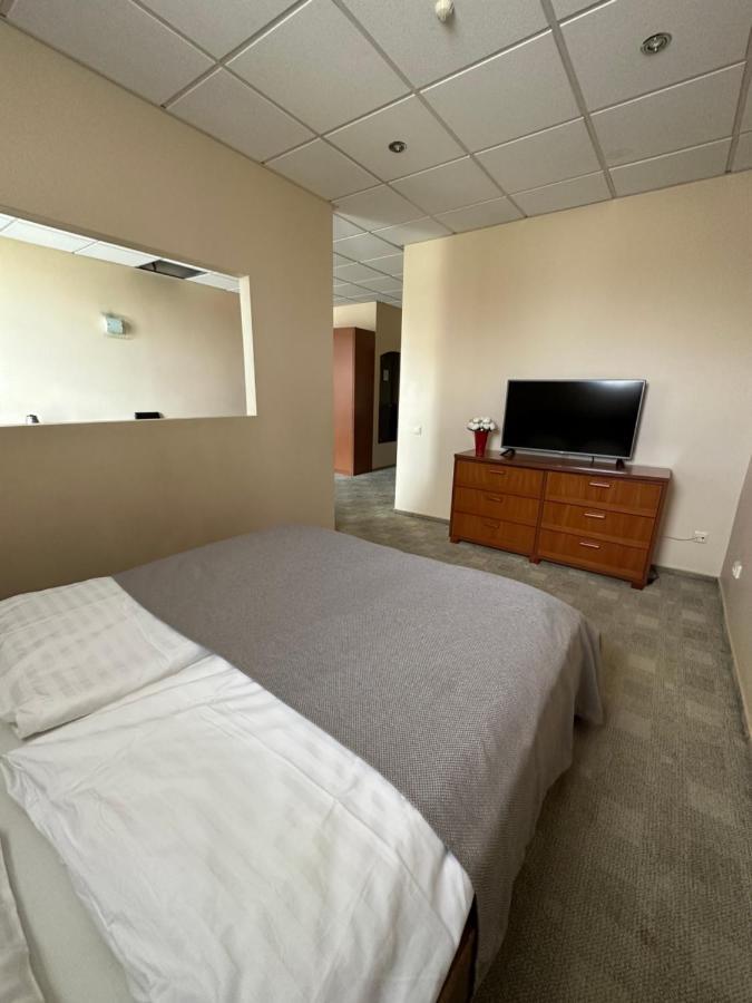 Riga Unimars Hotel Luaran gambar